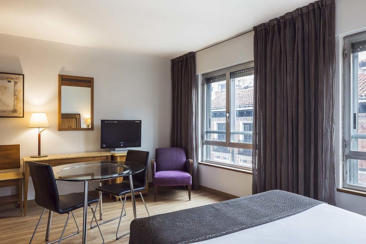 Apartamentos Leganitos Madrid Eksteriør billede