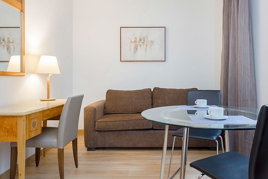 Apartamentos Leganitos Madrid Eksteriør billede
