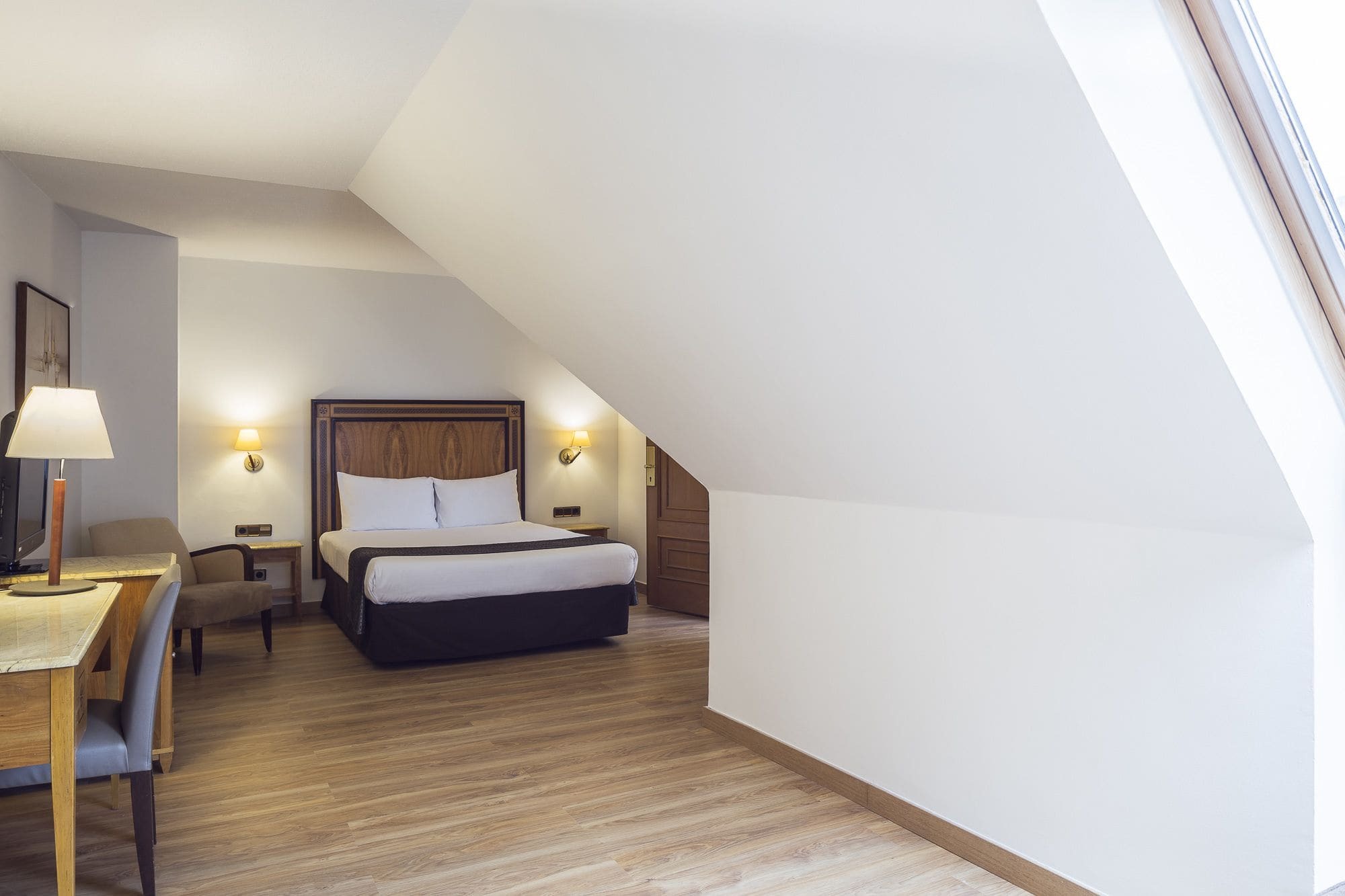 Apartamentos Leganitos Madrid Eksteriør billede